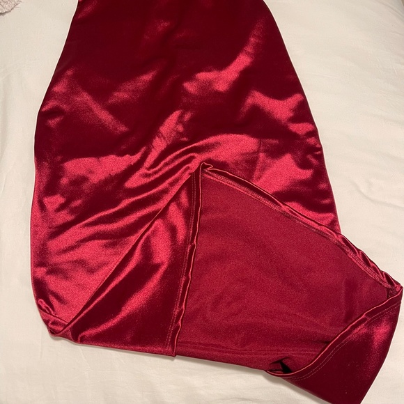 NEW Silk Ruched Fitted Dress - Picture 5 of 5